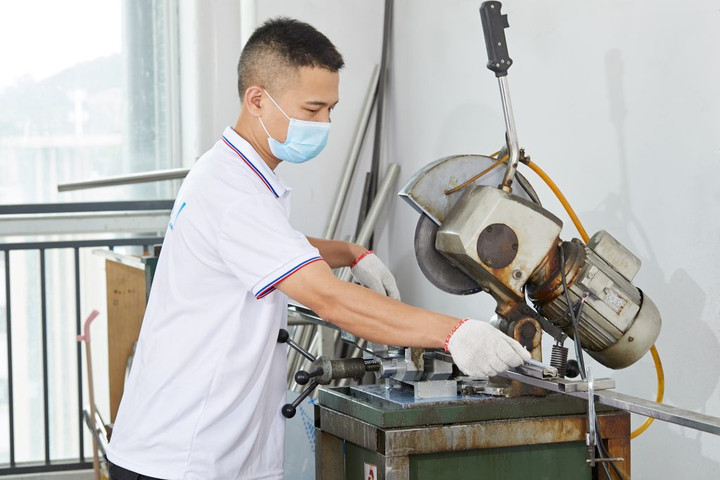 automatic shoe cleaner
