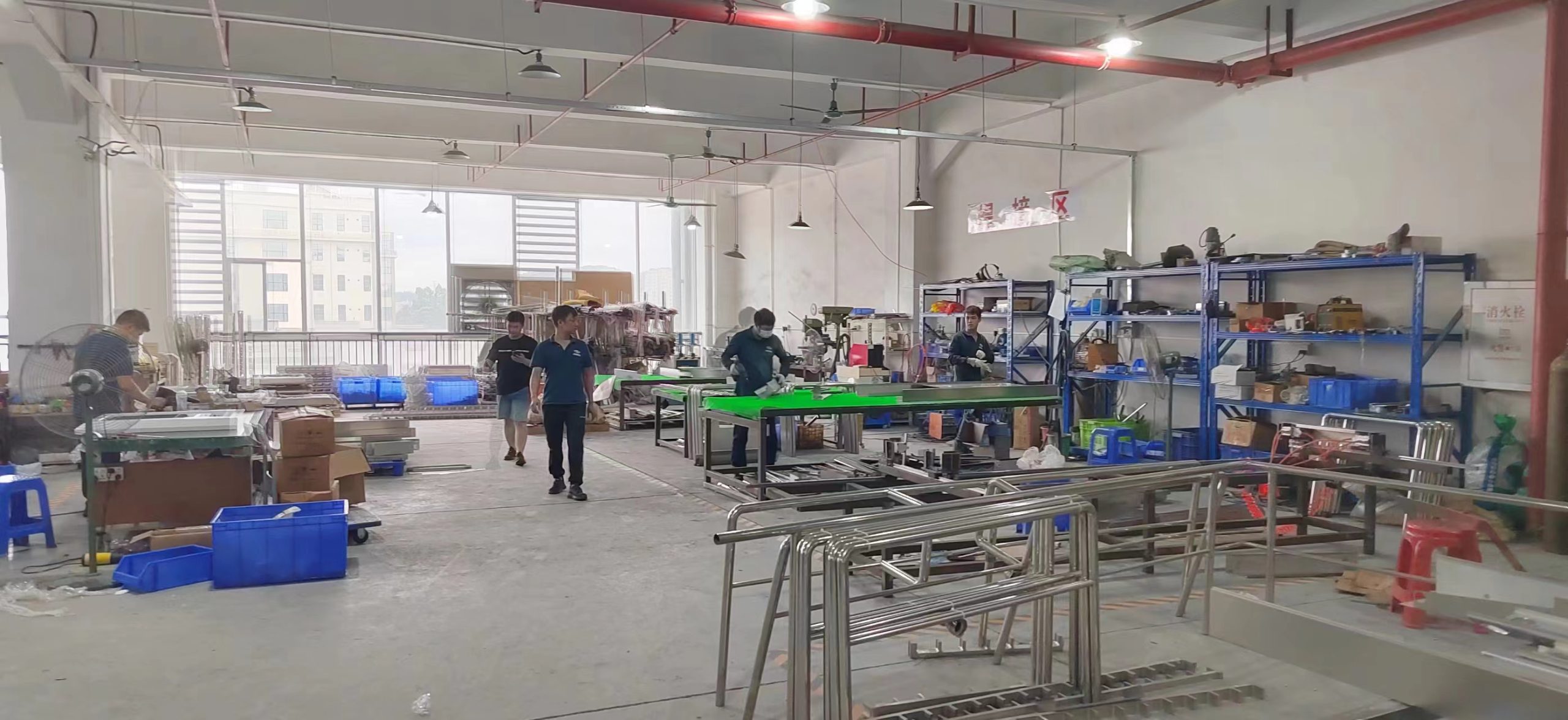 workers working in Glikon workshop